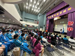 112學年度/包粽包中活動/國九同學代表照片